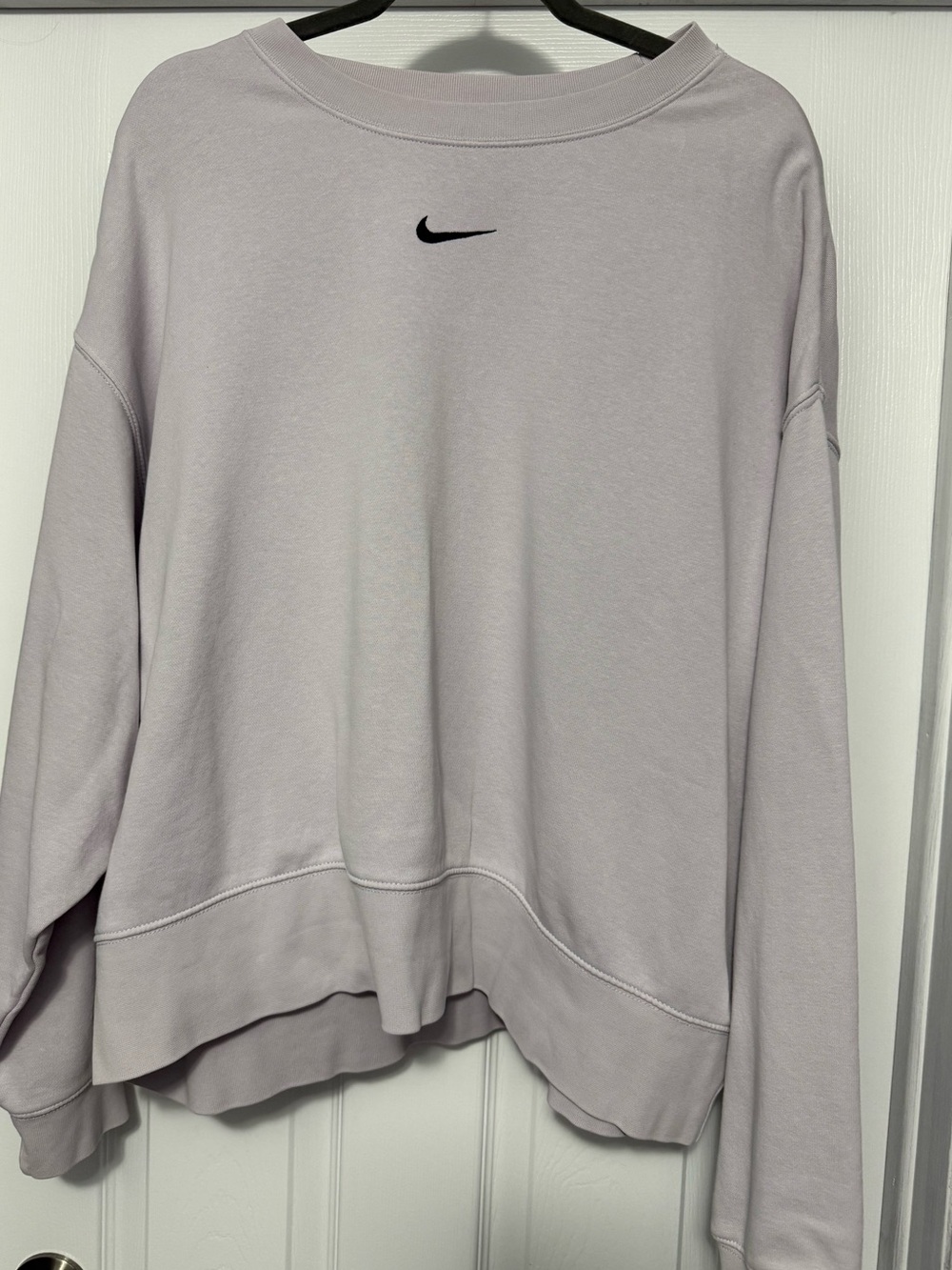 Nike Plus Women’s Cropped Crewneck Sweatshirt – 2X